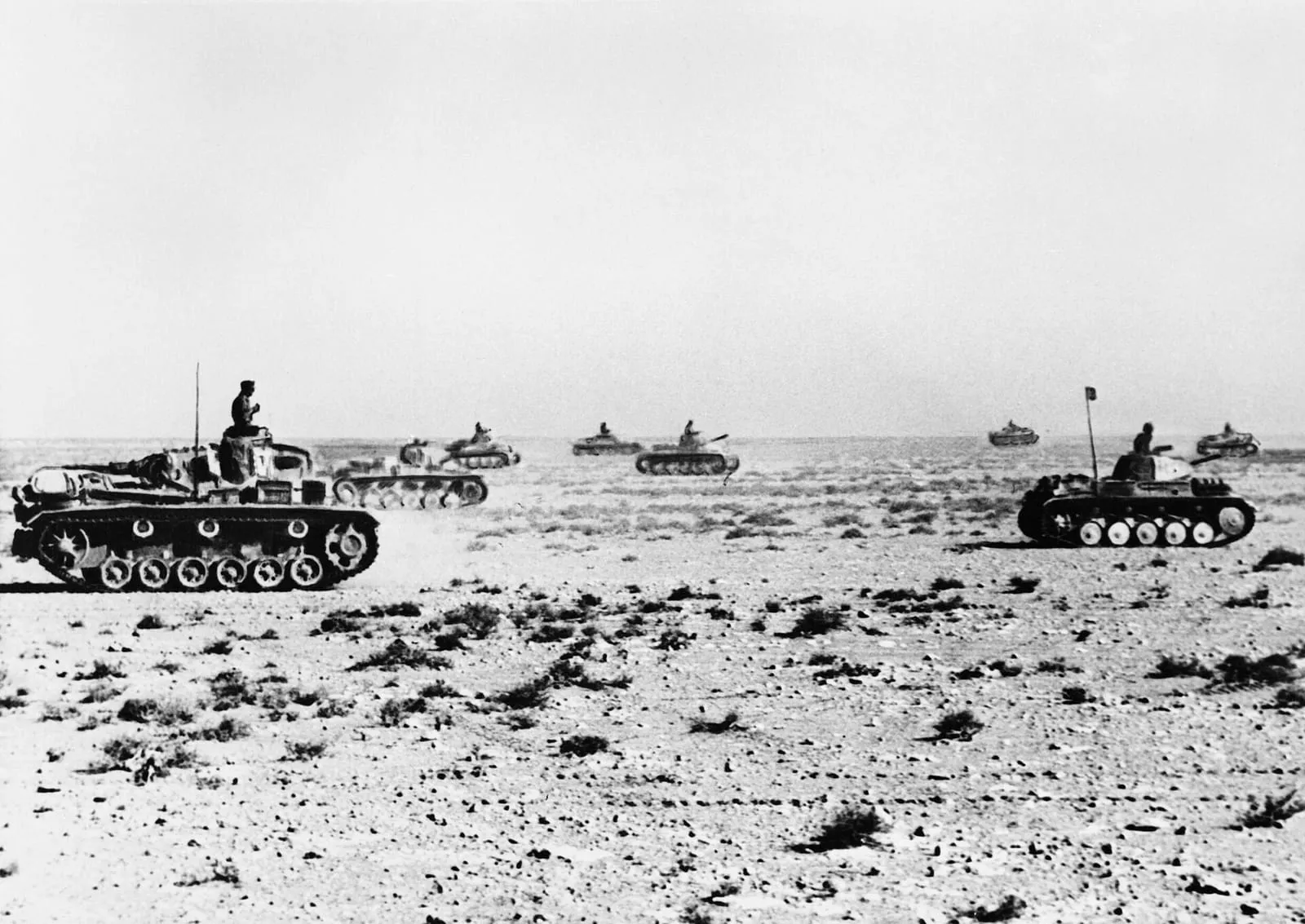 German tanks in the desert shortly before the fighting at Sollum.