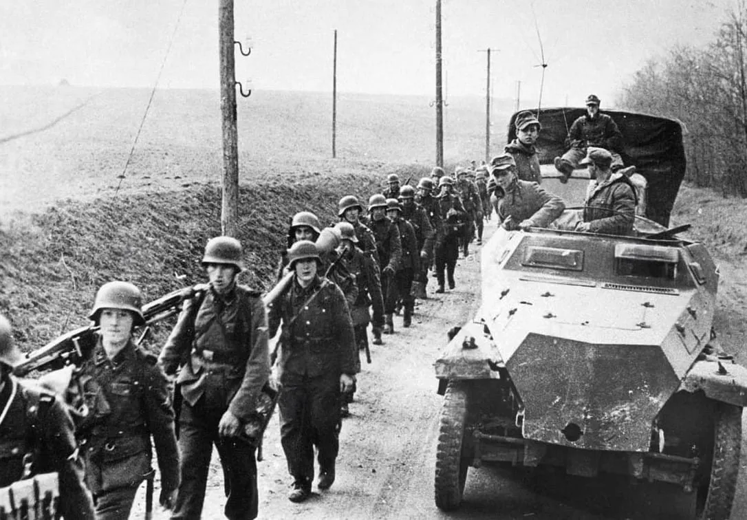 German troops at the beginning of Operation Spring Awakening, 1945.